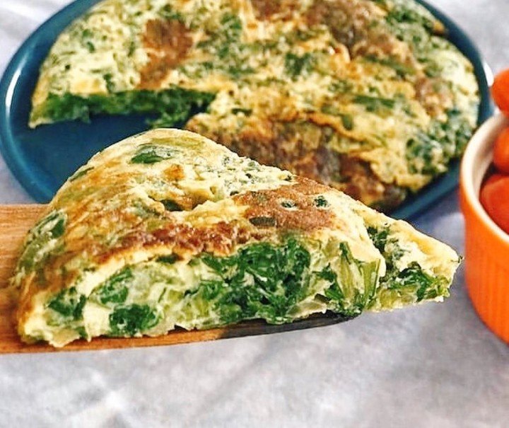 Receta de tortilla de espinaca (Foto: Instagram @como.come.leon)